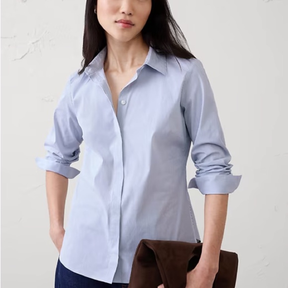 Banana Republic Factory light blue striped Riley Tailored Fit Shirt